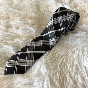 • Mens Skinny Necktie •